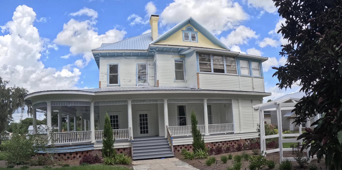 Historic house cleaning